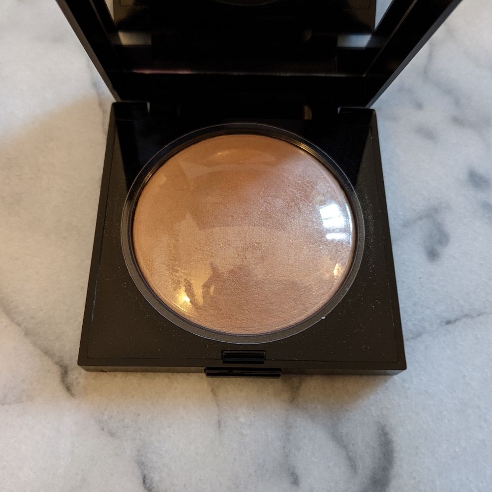 NWT Laura Mercier Matte Radiance, 01-Highlight
